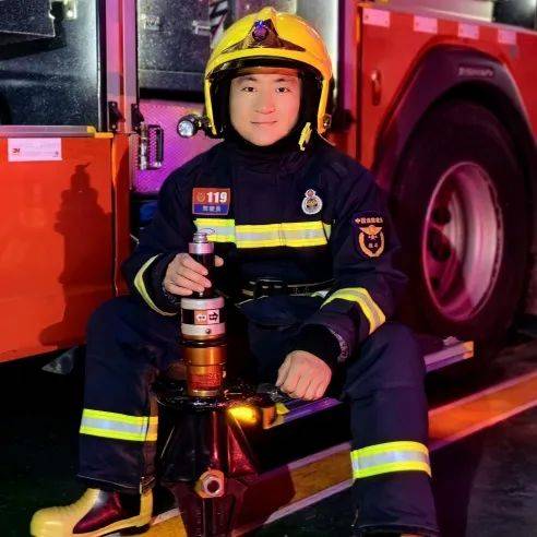 一次性选拔7名消防员骨干担任基层指挥员——顺义支队用"人才新质生产