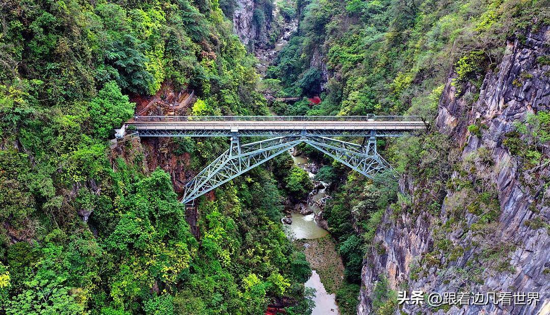行走在百年滇越铁路"人字桥"上,追寻历史的足迹