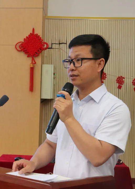 执行校长刘波,副校长郭丽华,陕西省洛南中学副校长马龙,洛南县第二