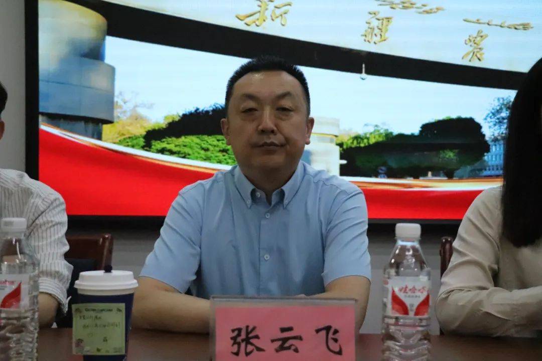 区域运营经理张云飞老师以及新疆区域瑞肯宠物医院的付小龙老师等一行