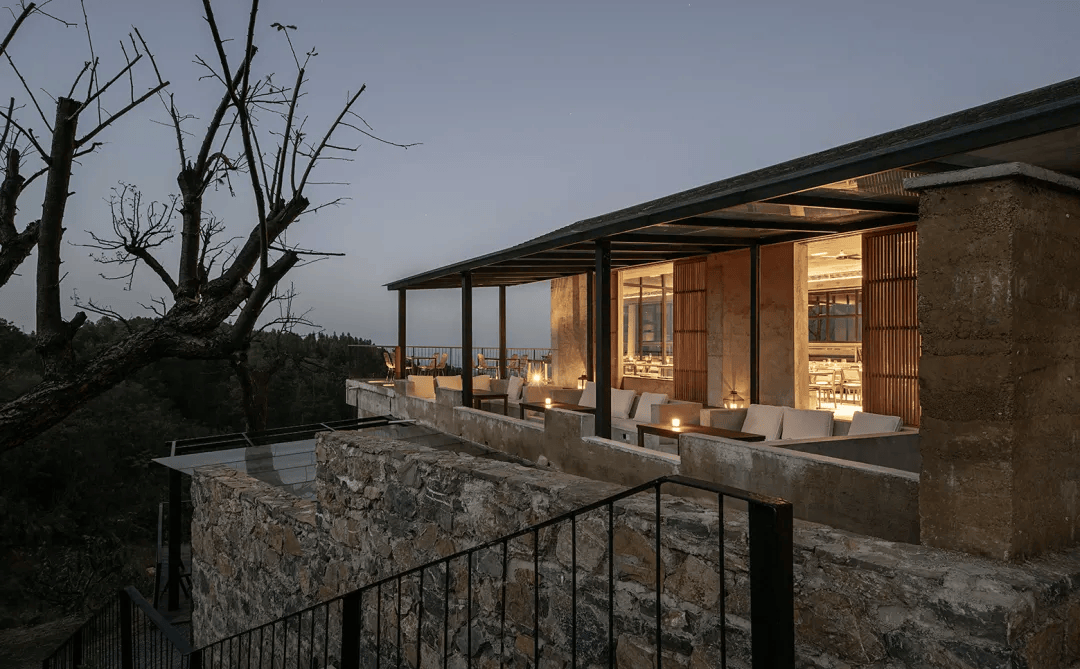 8个网红"悬崖民宿" ,超级出圈