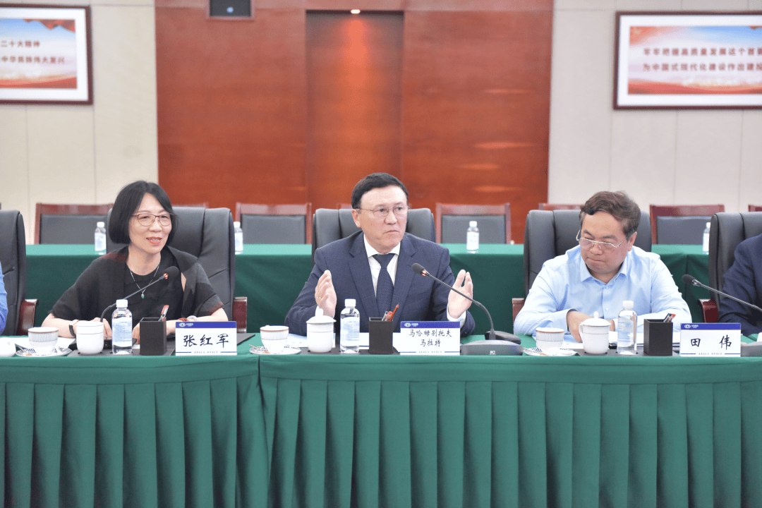 哈萨克斯坦公路股份公司,中铁亚欧公司到访集团