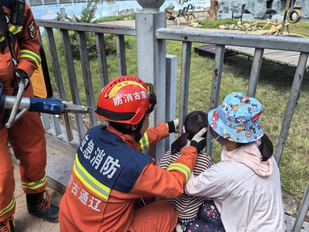 员不禁感叹到达现场后立即出动1车7人赶赴现场建国路消防站一4岁小孩