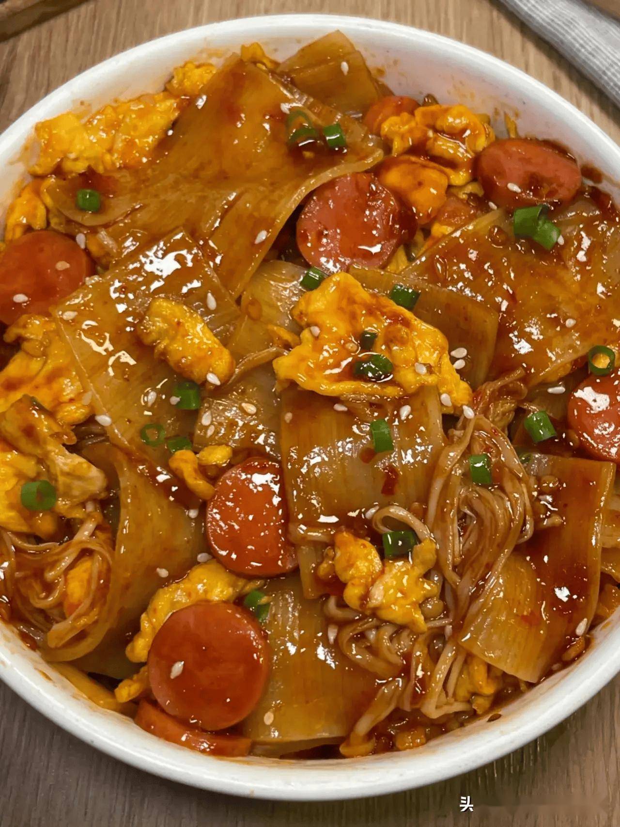 三,烤冷面二,虾仁炒乌冬面