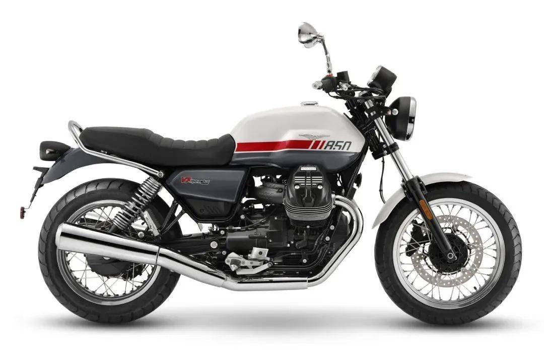 moto guzzi v7醇正经典的驾驭体验