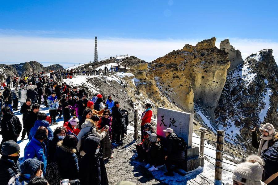 中国旅游新闻网 :新澳门内部资料精准大全-百年京式旗袍文化艺术展亮相什刹海