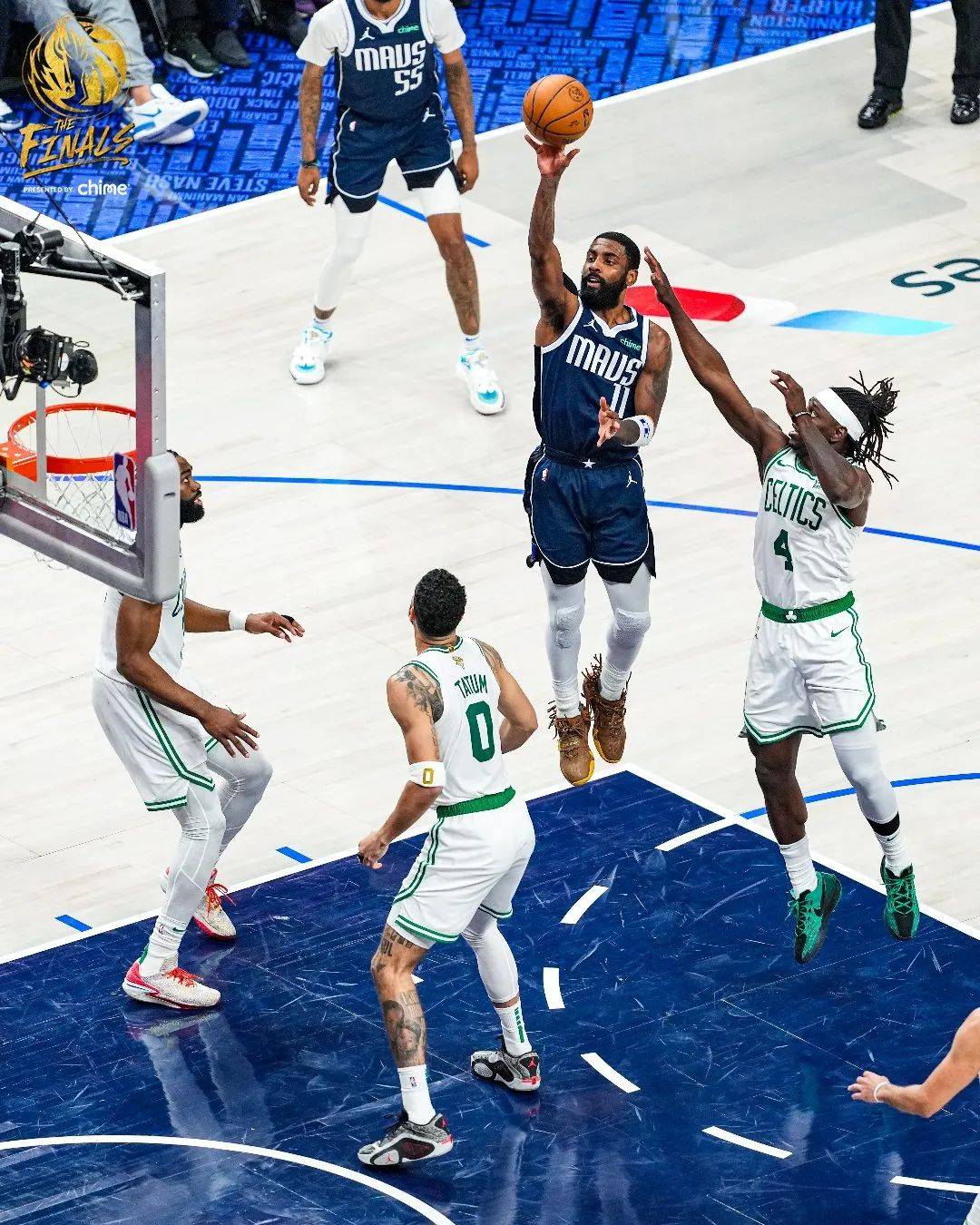 挑战第五犯的成功率比第六犯大多了吧,第六次犯规明显就是一个阻挡