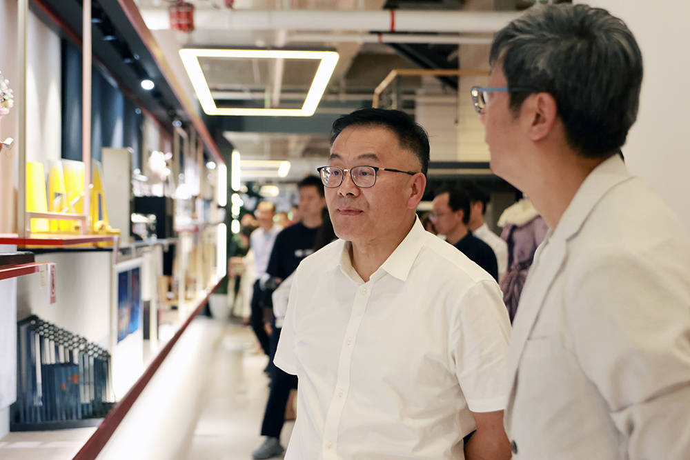 北京舞蹈学院舞美系教学成果展开幕 助力舞蹈艺术事业发展