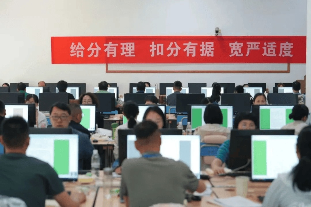 直击浙江高考阅卷现场!189万余份试卷这样打分