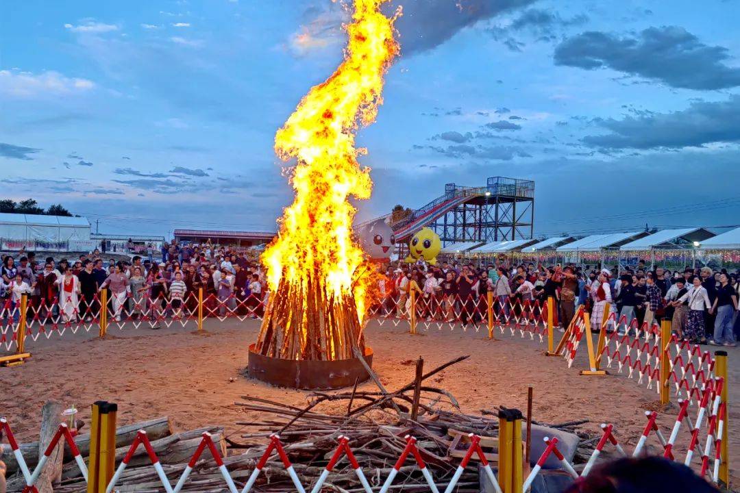 小拐乡的篝火晚会可真热闹