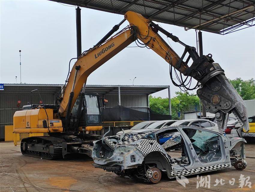 精拆细解，看报废汽车如何“变废为宝”_搜狐汽车_搜狐网