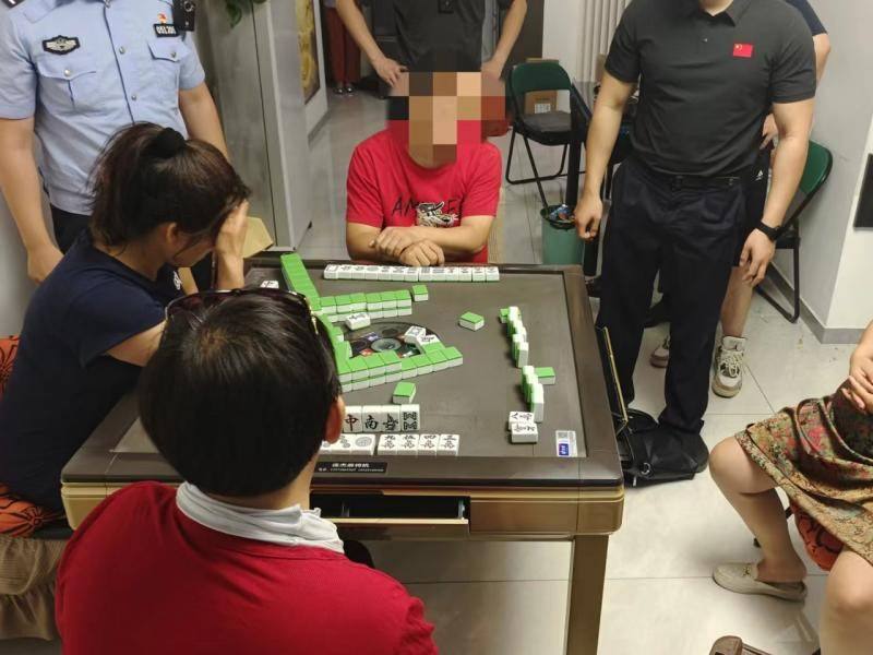 一天拘留11人 北京大兴警方严打涉赌违法行为
