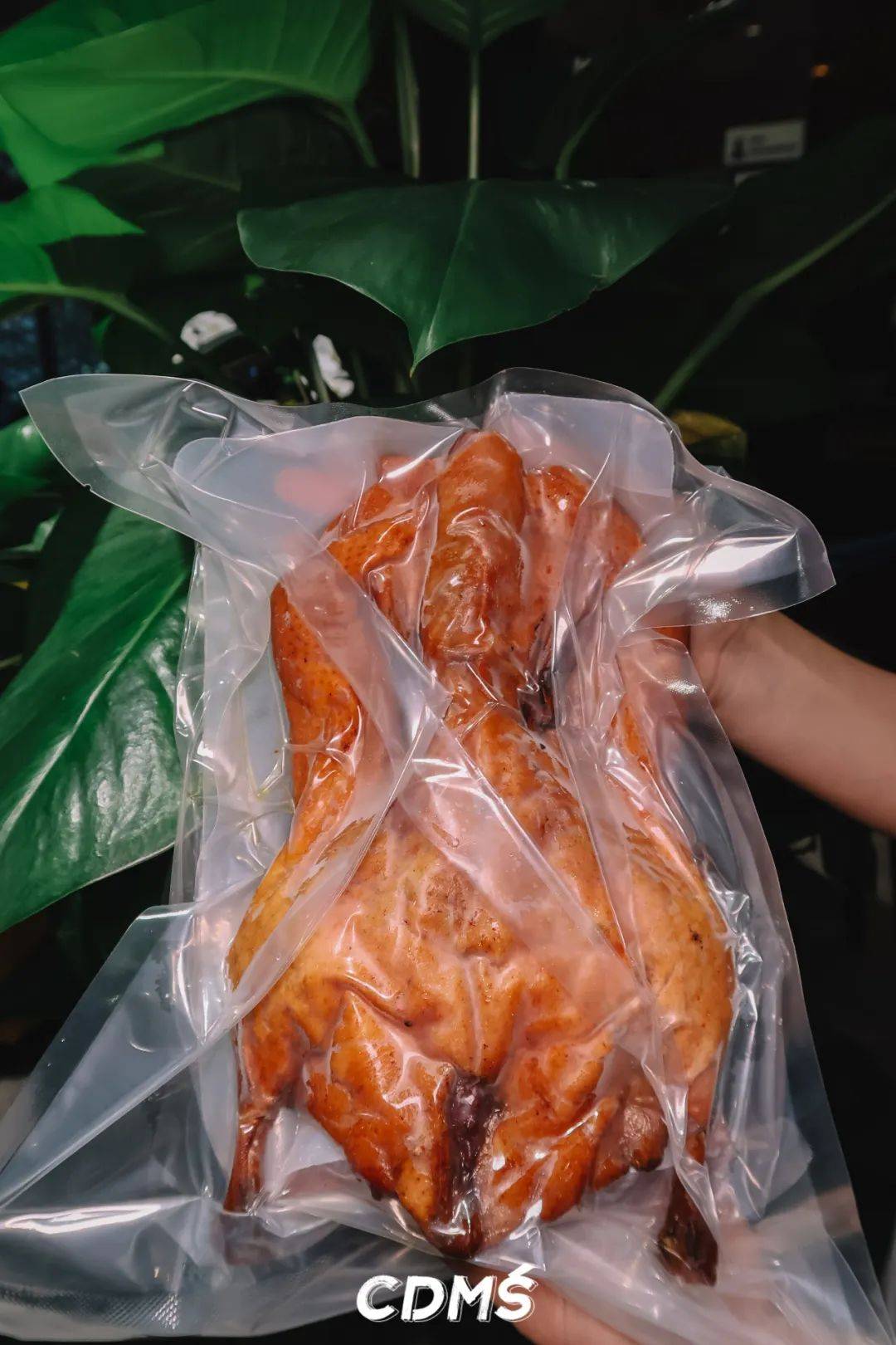 卖了16年的花椒排骨和香辣酱鸭能有多香?