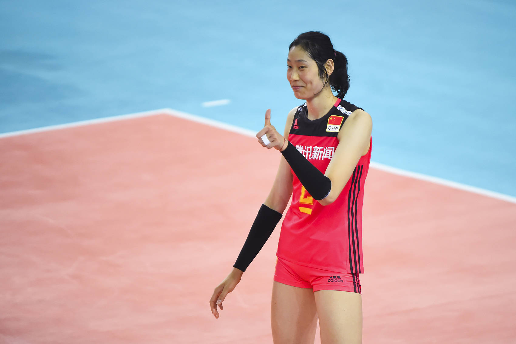 朱婷加盟意甲科内利亚诺俱乐部_赛季_坎迪奇_中国女排