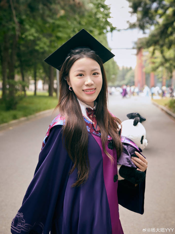 宁波姑娘杨倩清华本科毕业 将读研深造