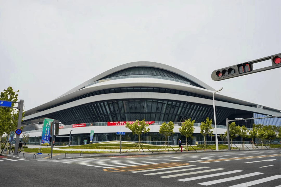 人民日报海外版:澳门特一肖一码免费提-城市：探索文体旅融合新模式 打造山地城市体育公园共富示范新样板  第4张