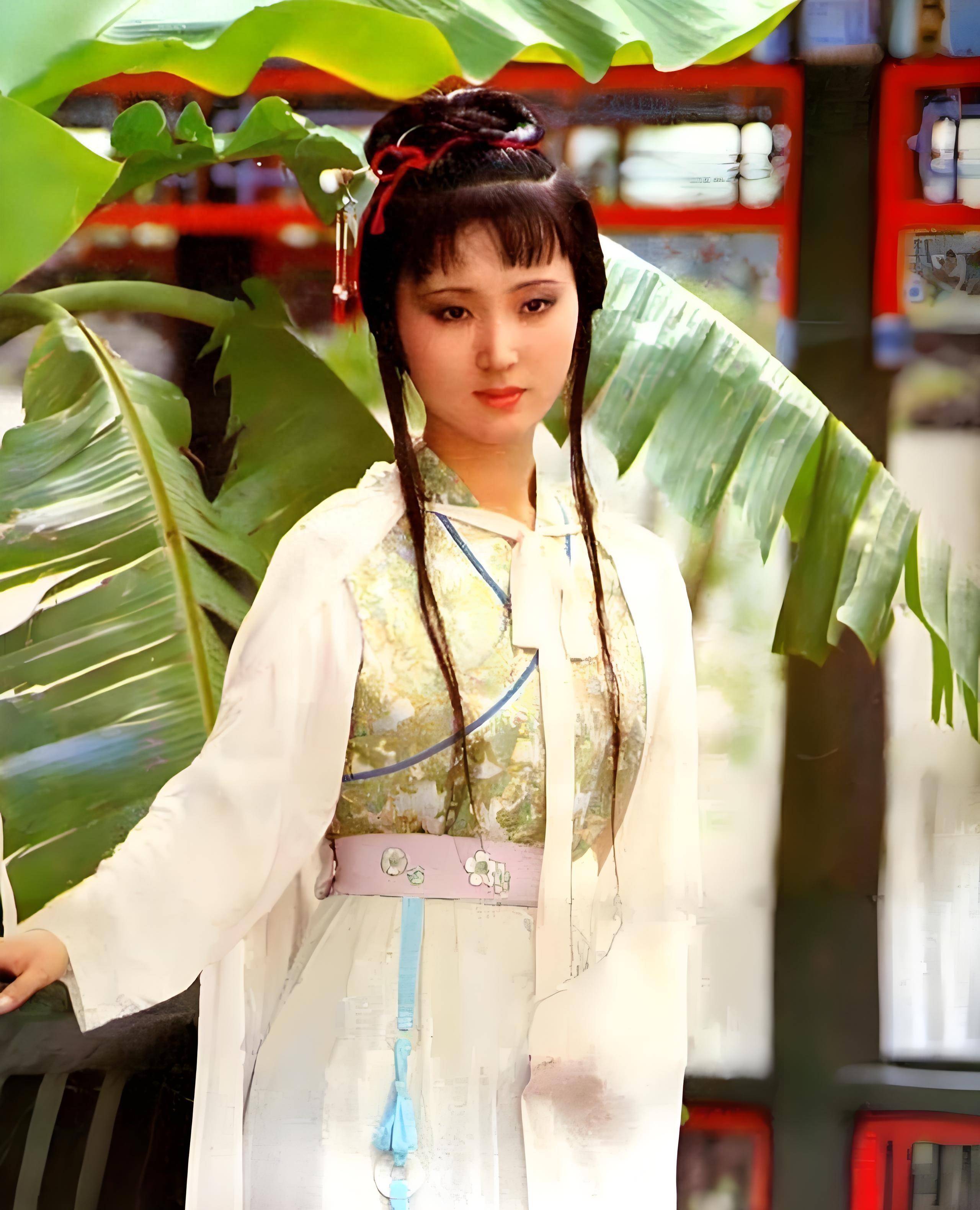 五官和女儿如出一辙,难怪陈晓旭能大红大紫_林黛玉_角色_红楼梦