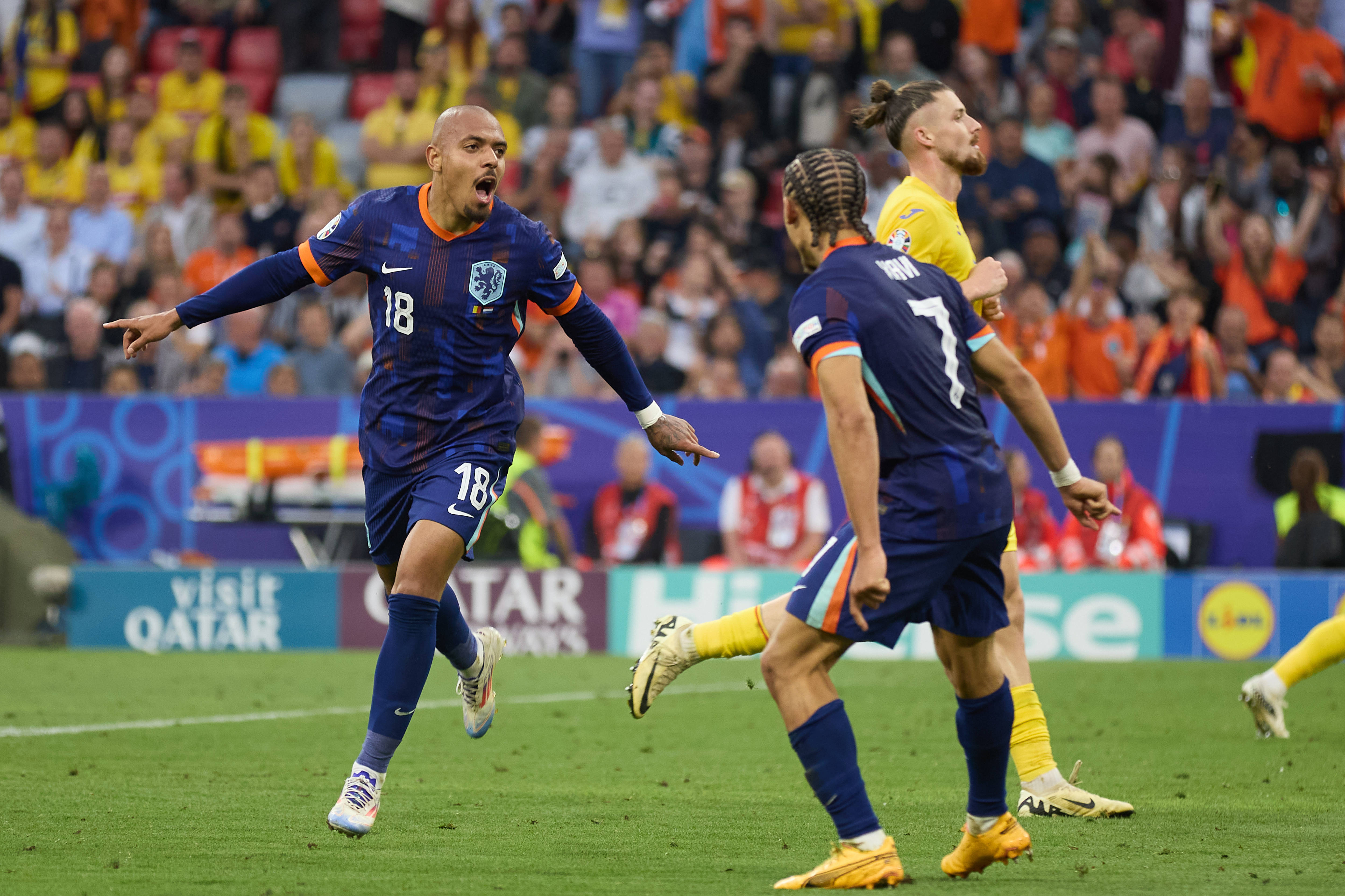 当日,在德国慕尼黑进行的2024欧洲足球锦标赛八分之一决赛中,荷兰队3