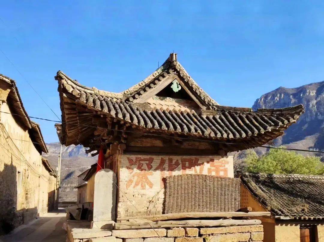 山西浊漳河谷地：神灵殿堂，古建庇护所