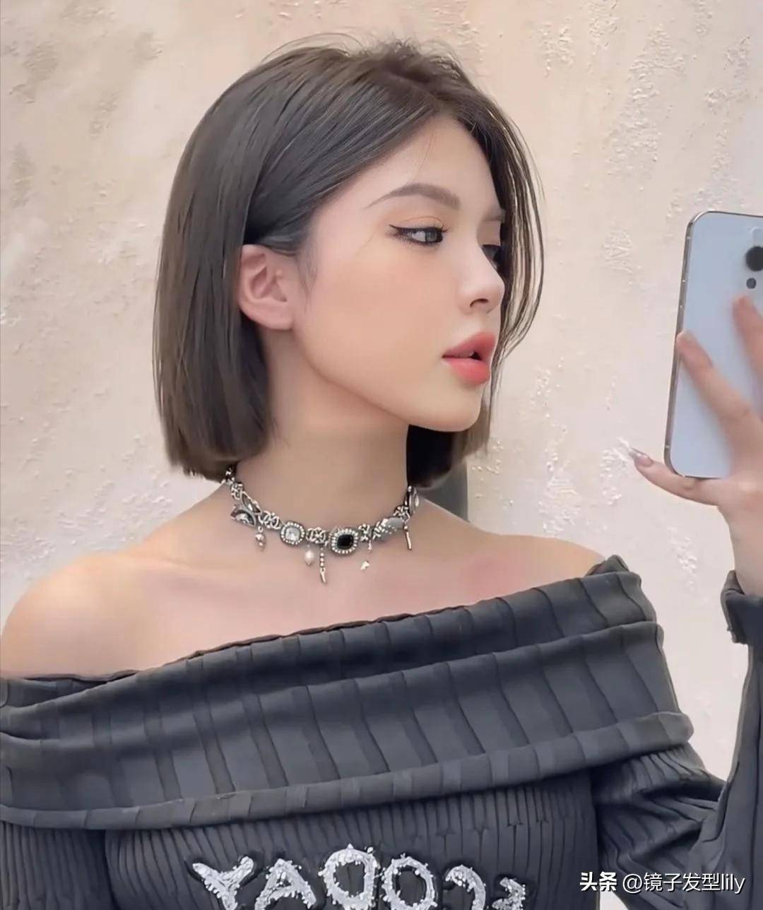 直发波波头让你年轻 10 岁的发型喜欢吗