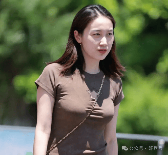 24岁钱天一穿紧身T恤美哭！好身材被热议，这3张照片被男粉丝怒赞_国乒_乒乓球_王楚钦