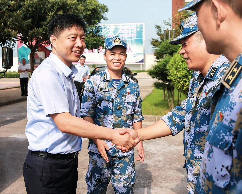 用三个不相信英雄宣言续写荣光中共许昌市委副书记,市长市双拥工作