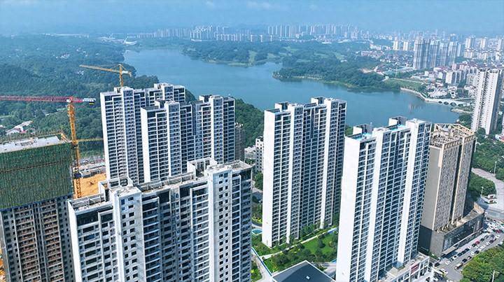 快讯:湖南建投城市之光参评第十届“潇湘房地产风云榜”_项目_测评_行业