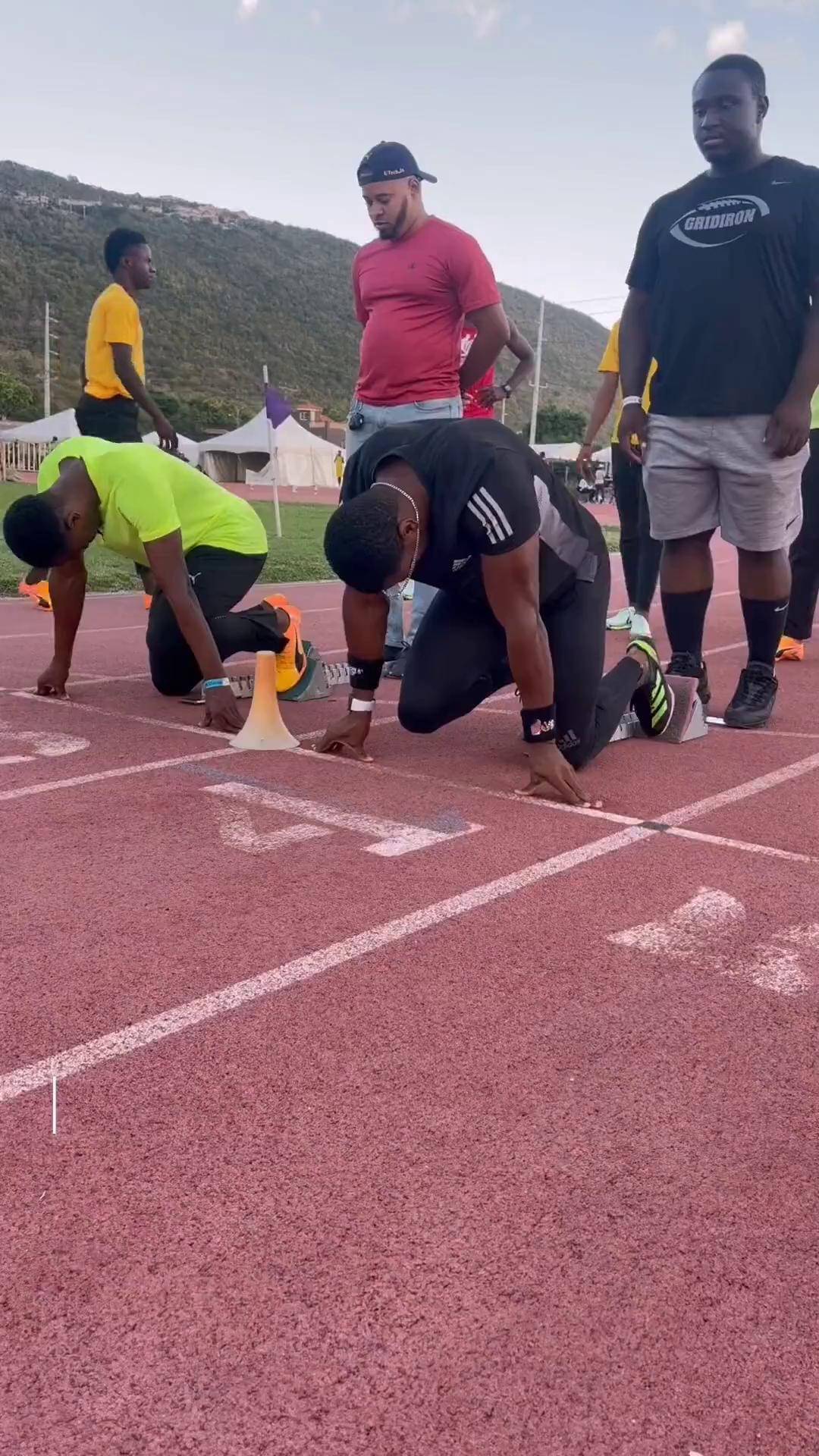 布雷克短跑运动员 布雷克赛前为60米做准备 布雷克