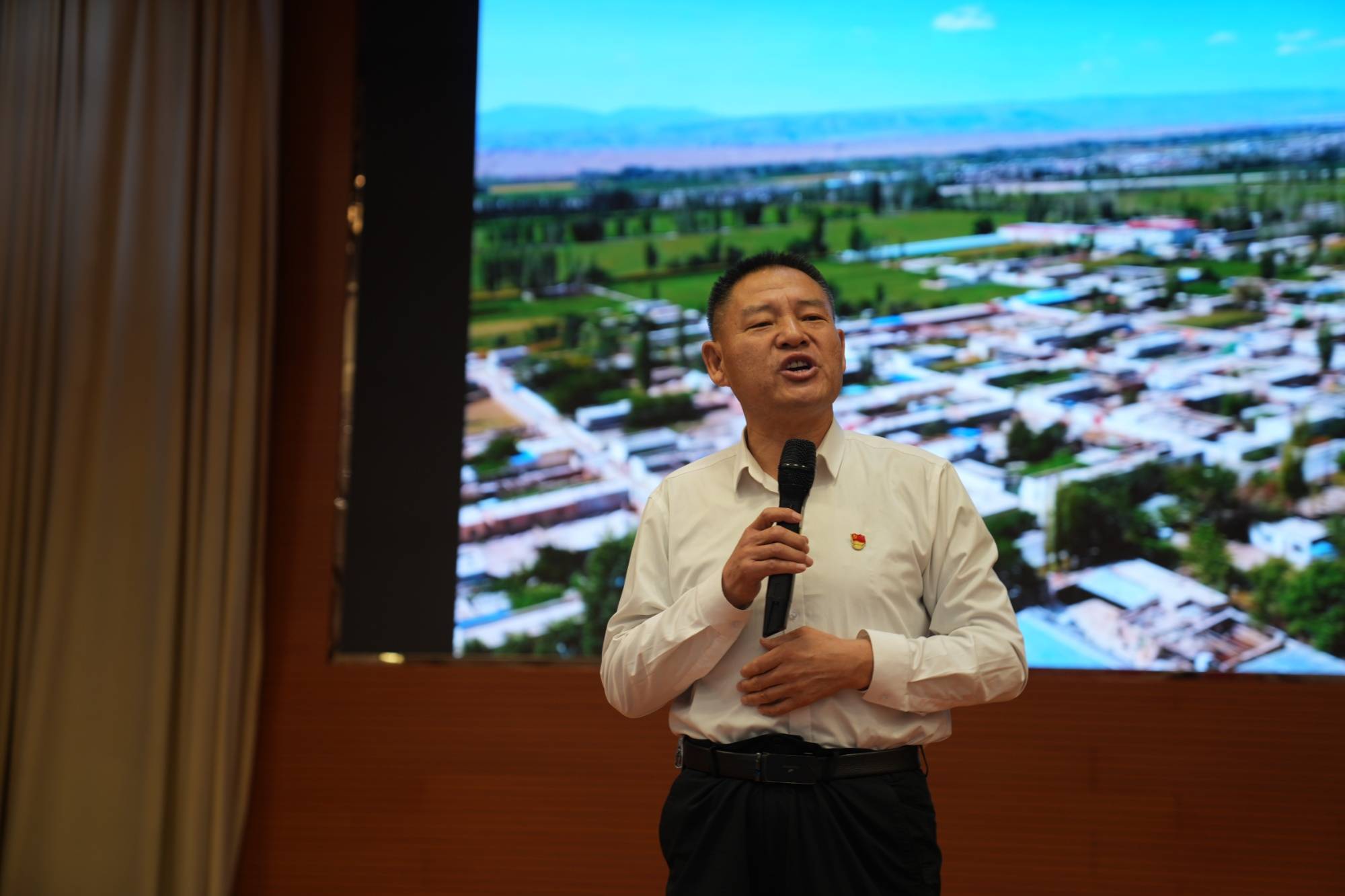 庆祝巴音郭楞蒙古自治州成立70周年巡回宣讲团走进若羌县