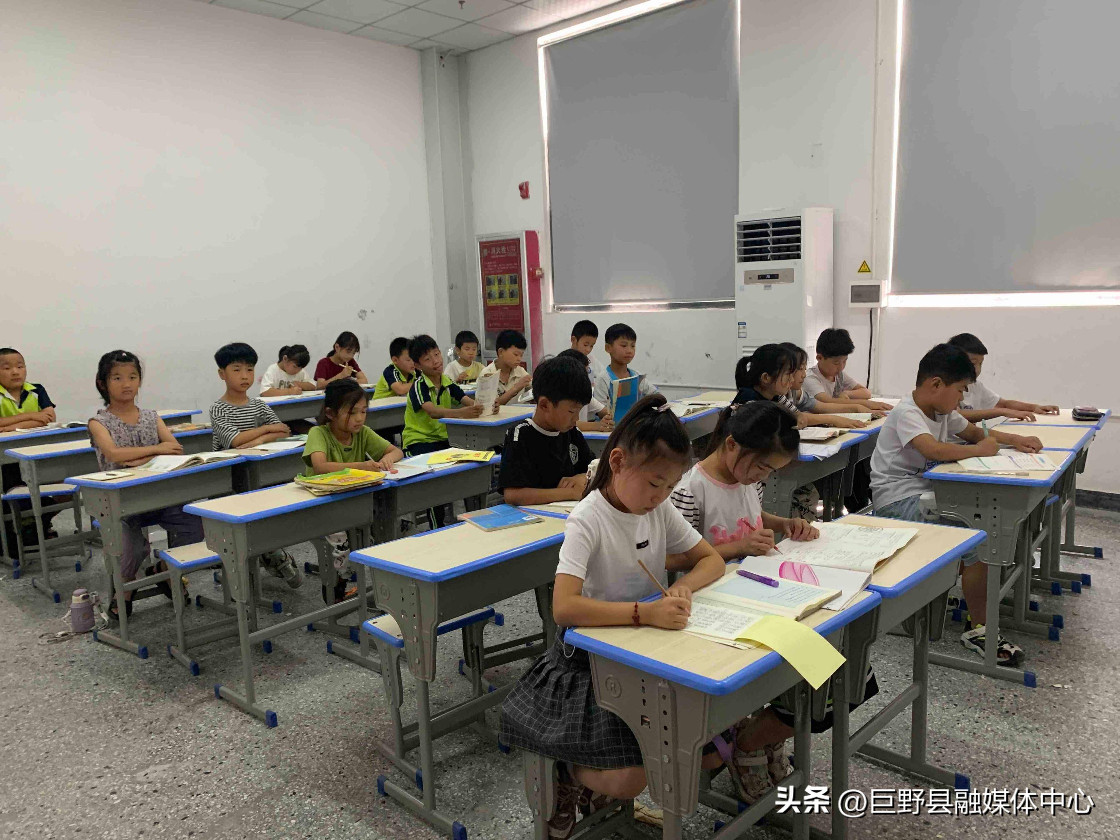 你上班,我带娃! 陶庙镇青润服饰又办起了职工子女暑期托管班