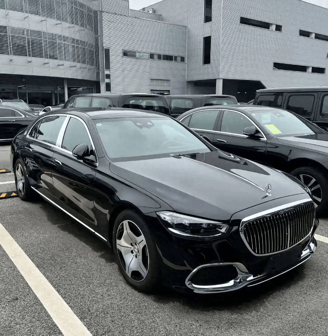 一年一台宝马5系,奔驰迈巴赫大跳水,s500降40万?