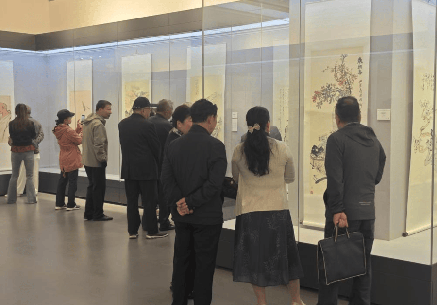 时代丹青——浙江美术馆藏浙江近现代名家书画展亮相青海美术馆