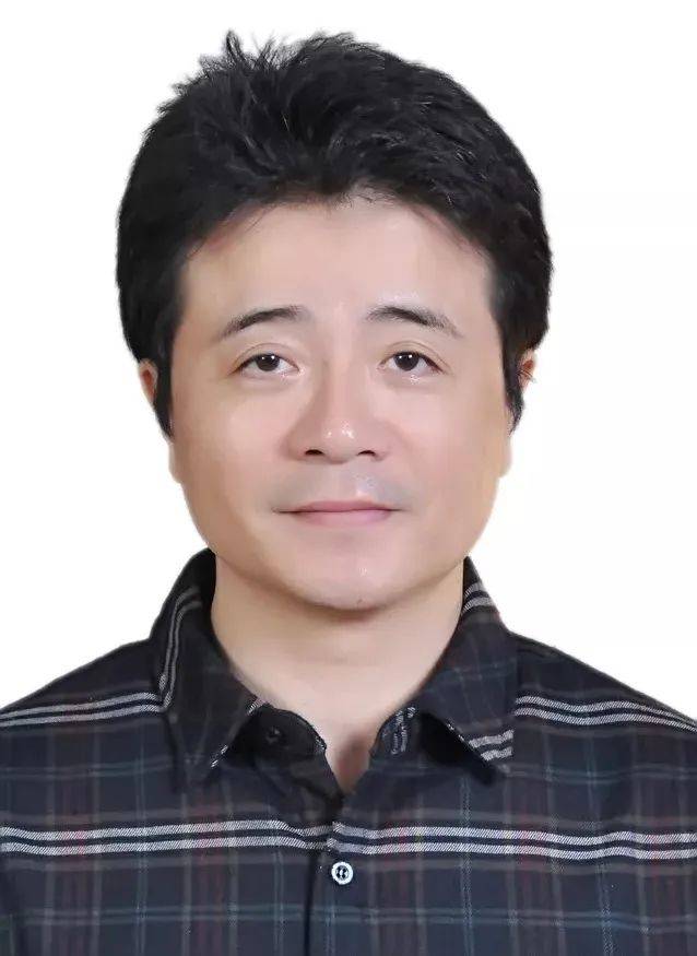 福建师范大学岳峰资深翻译家博士,资深翻译家,福建省高层次人才(b类)