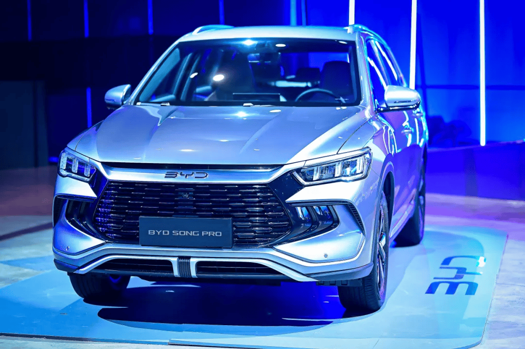 比亚迪宋pro dm-i亮相巴西,引领当地suv市场绿色变革