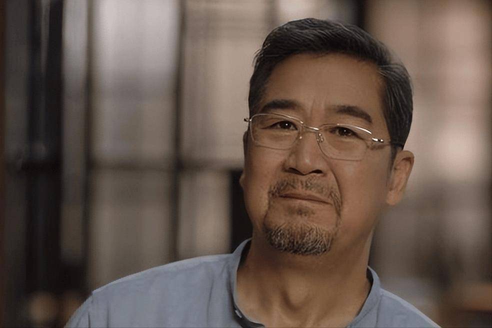 张国立表面是演员,背地里荣获二等功,还在南极炸浮冰救科考船