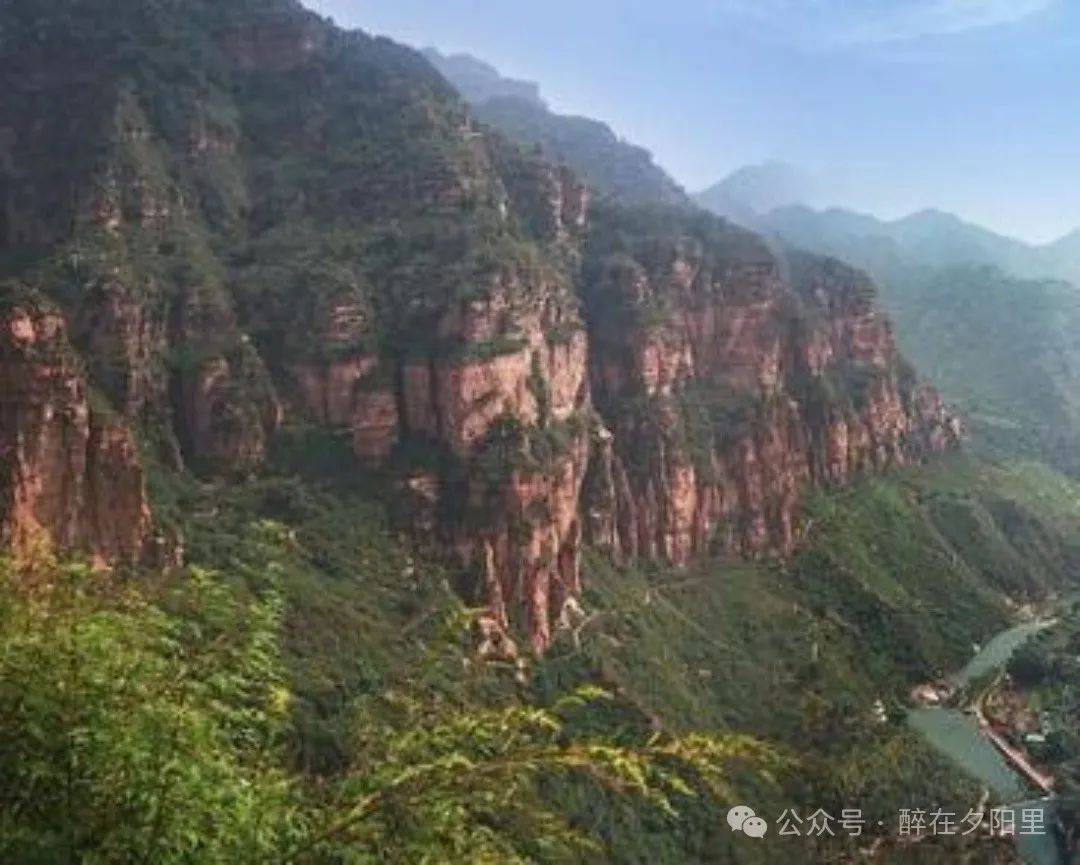 中国国家地质公园 | 以石英砂岩峡谷景观为主体,辅以山崖,瀑布等景观