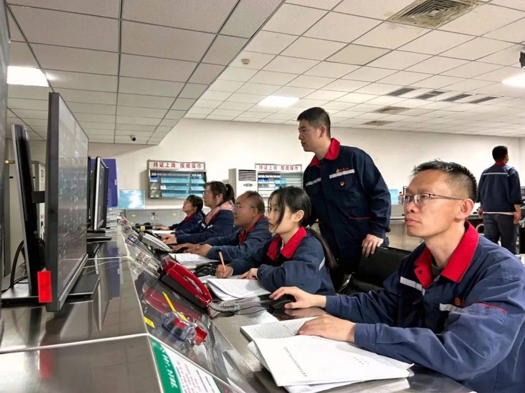 工人先锋号|潞安化工集团最优车间(工段):煤基合成油公司尿素车间
