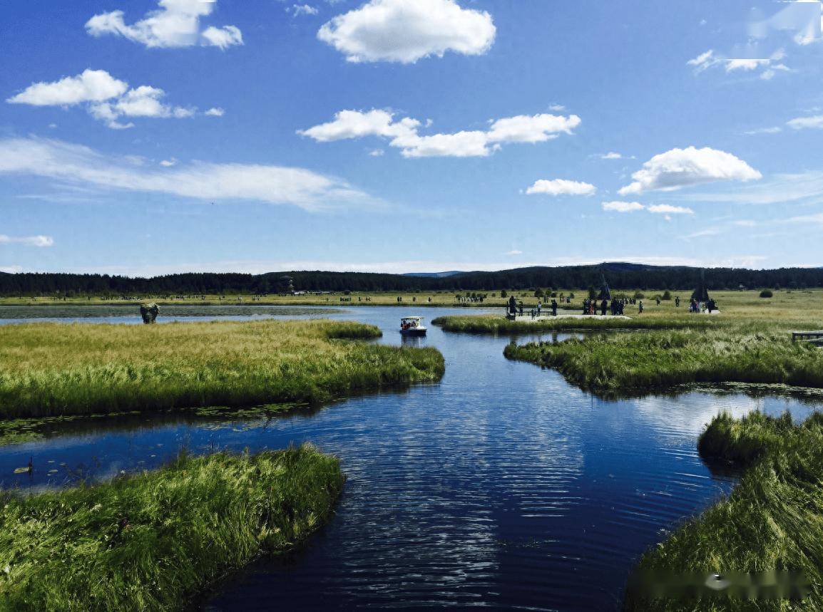 探秘河北避暑胜地"七星湖",邂逅塞罕坝的仙境