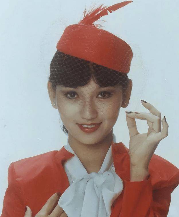 赵雅芝一生最恨两个女人,一个跟她抢男人,一个曝光她的婚外情