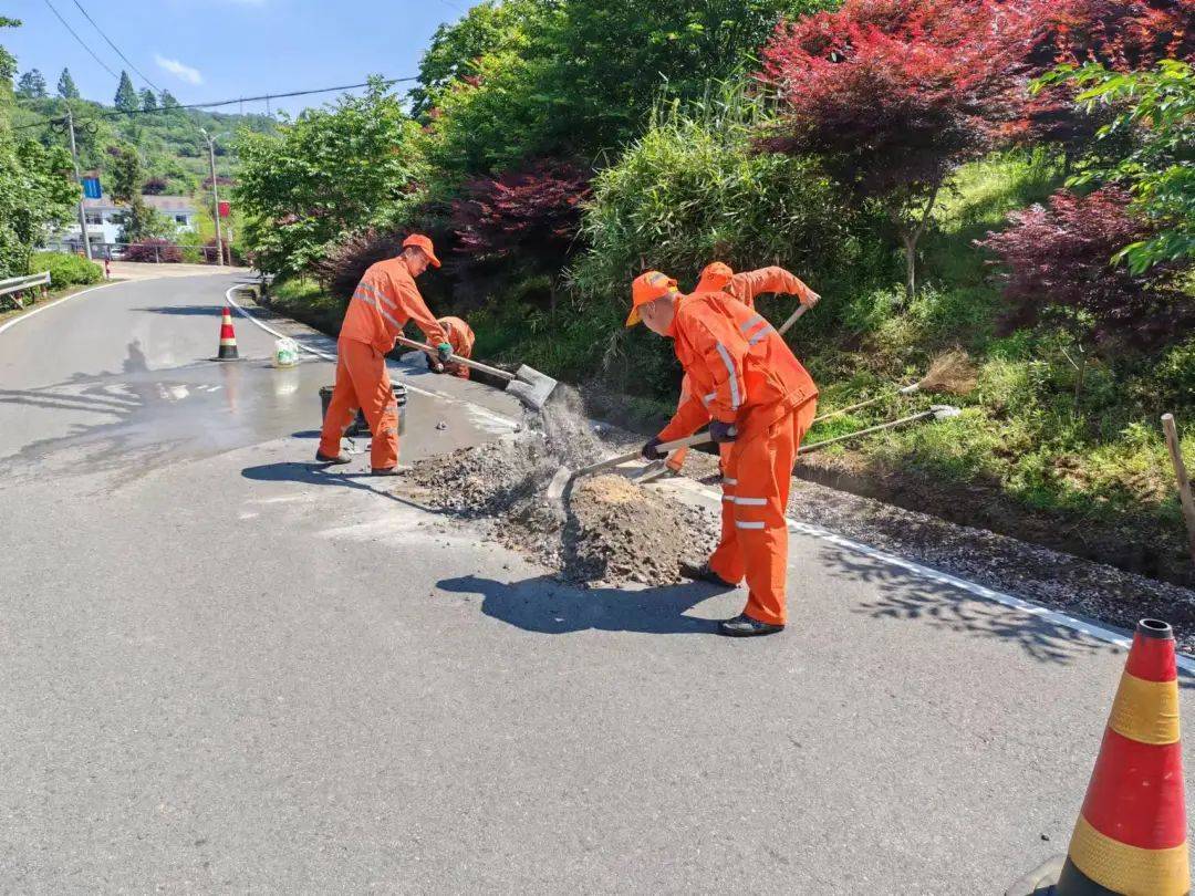 公路养护照片图片