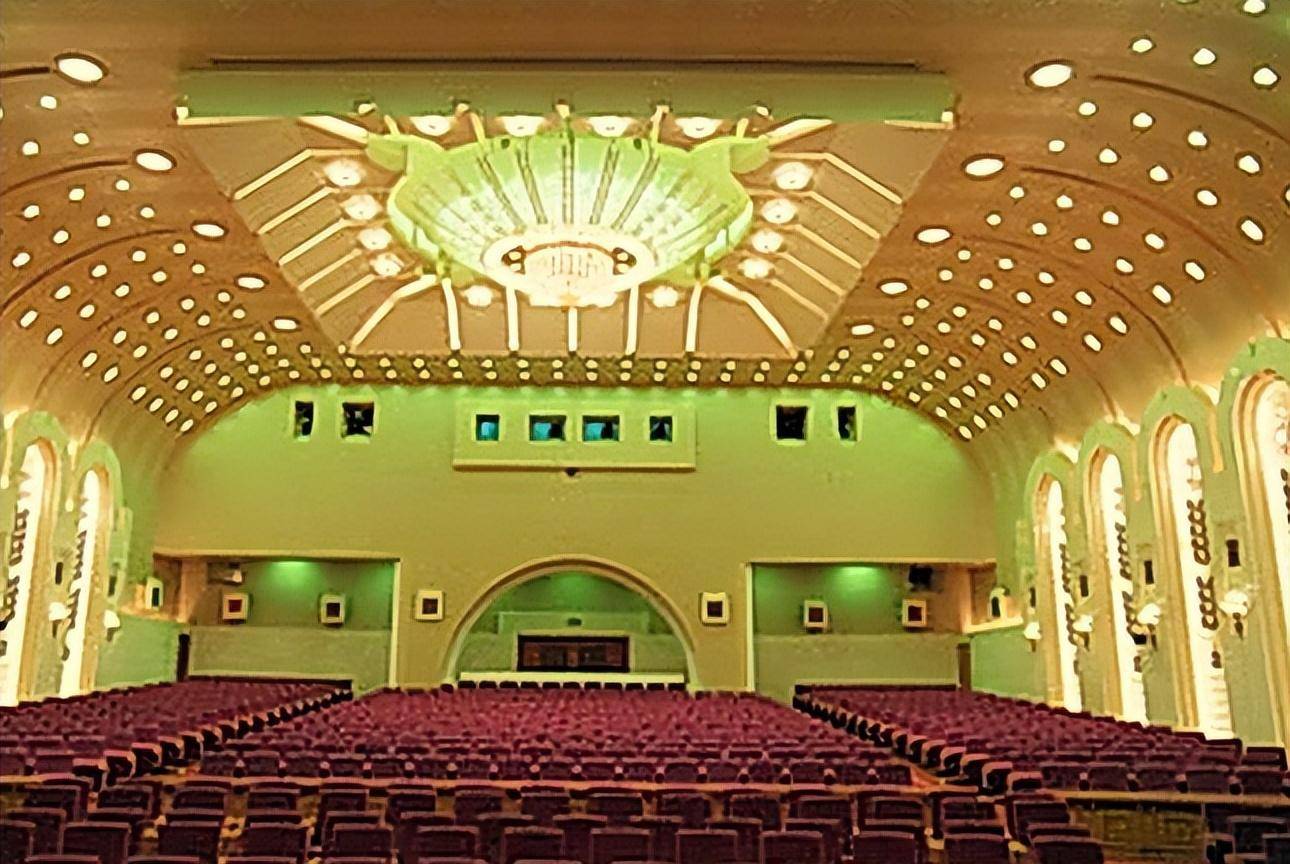 鲜为人知的人民大会堂"五道大门"