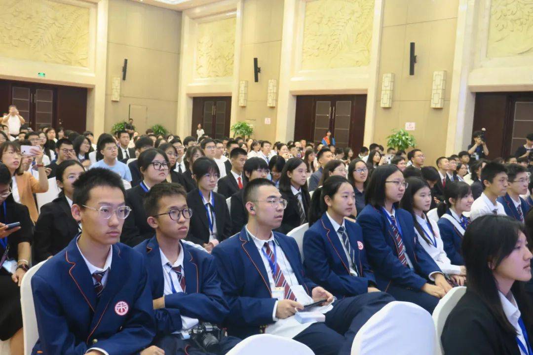 河北省衡水市冀州区副区长龙红华,河北冀州中学党委书记刘涛,中国日报