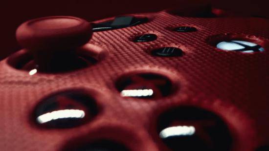 Xbox推出《死侍》联名手柄:融合小贱贱挺拔翘臀_手机搜狐网