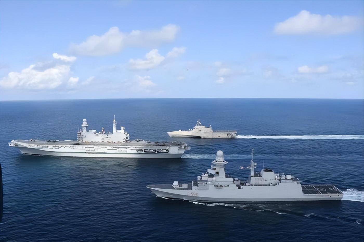 中国航母应该核常兼备,以核为主