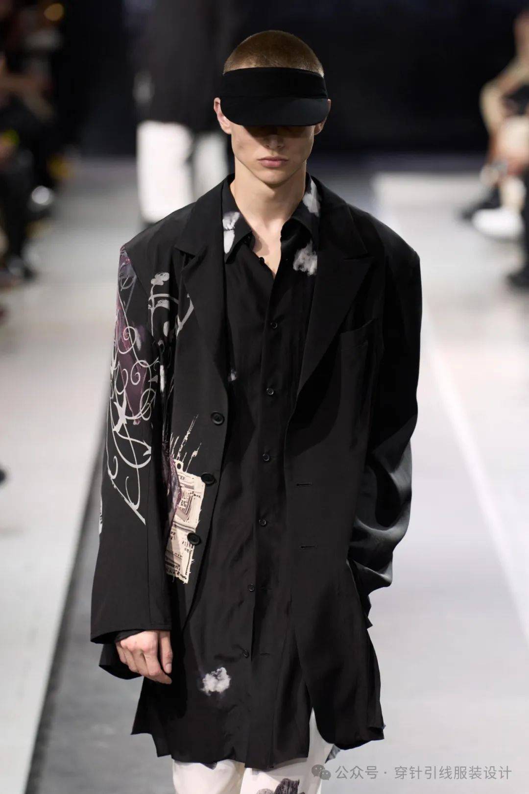 "垮掉派"个人自由与真实自我的破晓yohji yamamoto 山本耀司 2025春夏