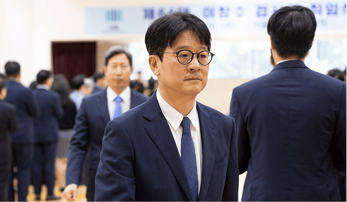 韩媒：被指先斩后奏传讯“第一夫人”后，首尔检方要求韩国大检察厅推迟相关调查