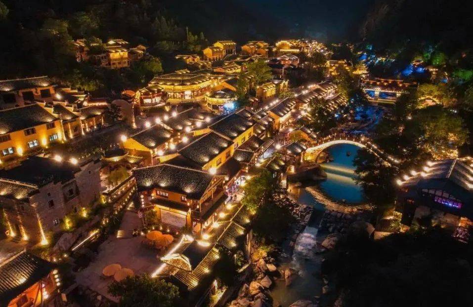 中国夜景最美的10座古城镇