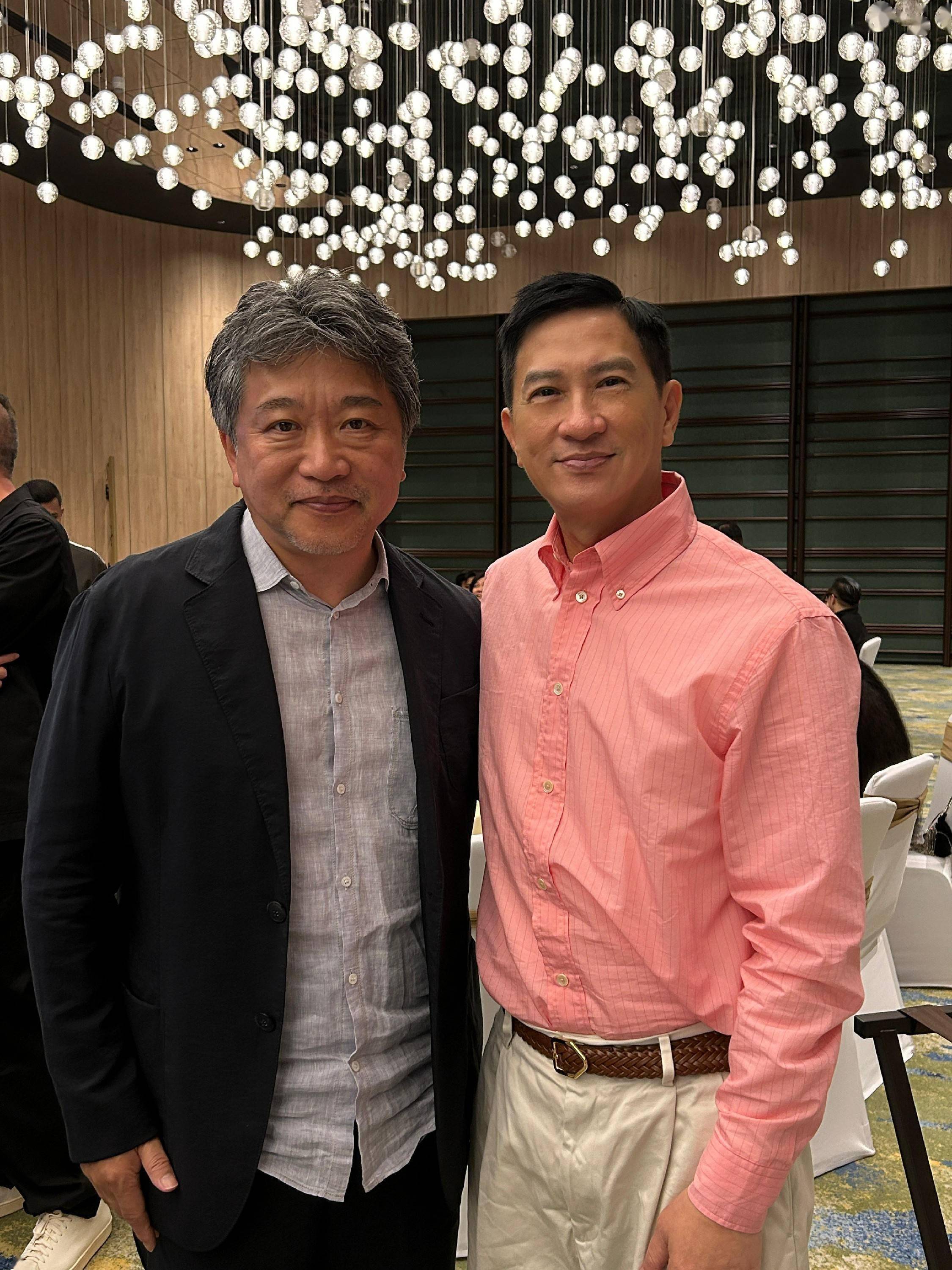 总冠军荣 家乡传奇 球员的辉相关图片2