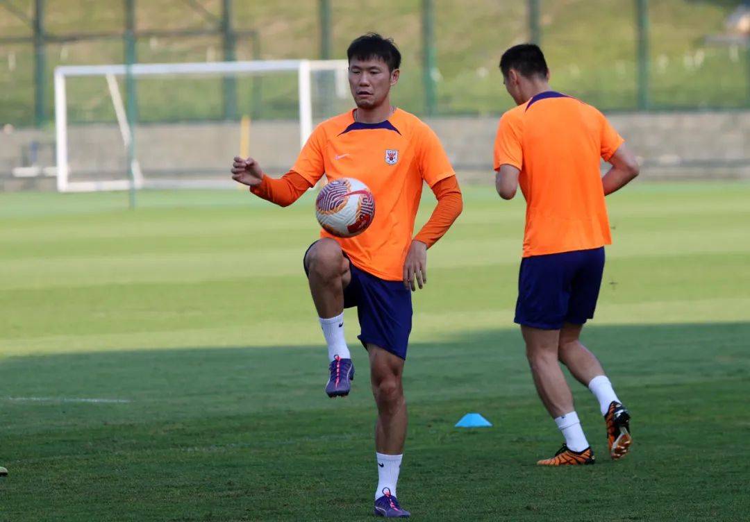 注:图片为山东泰山足球俱乐部原创,转载请注明出处详细地址请点击