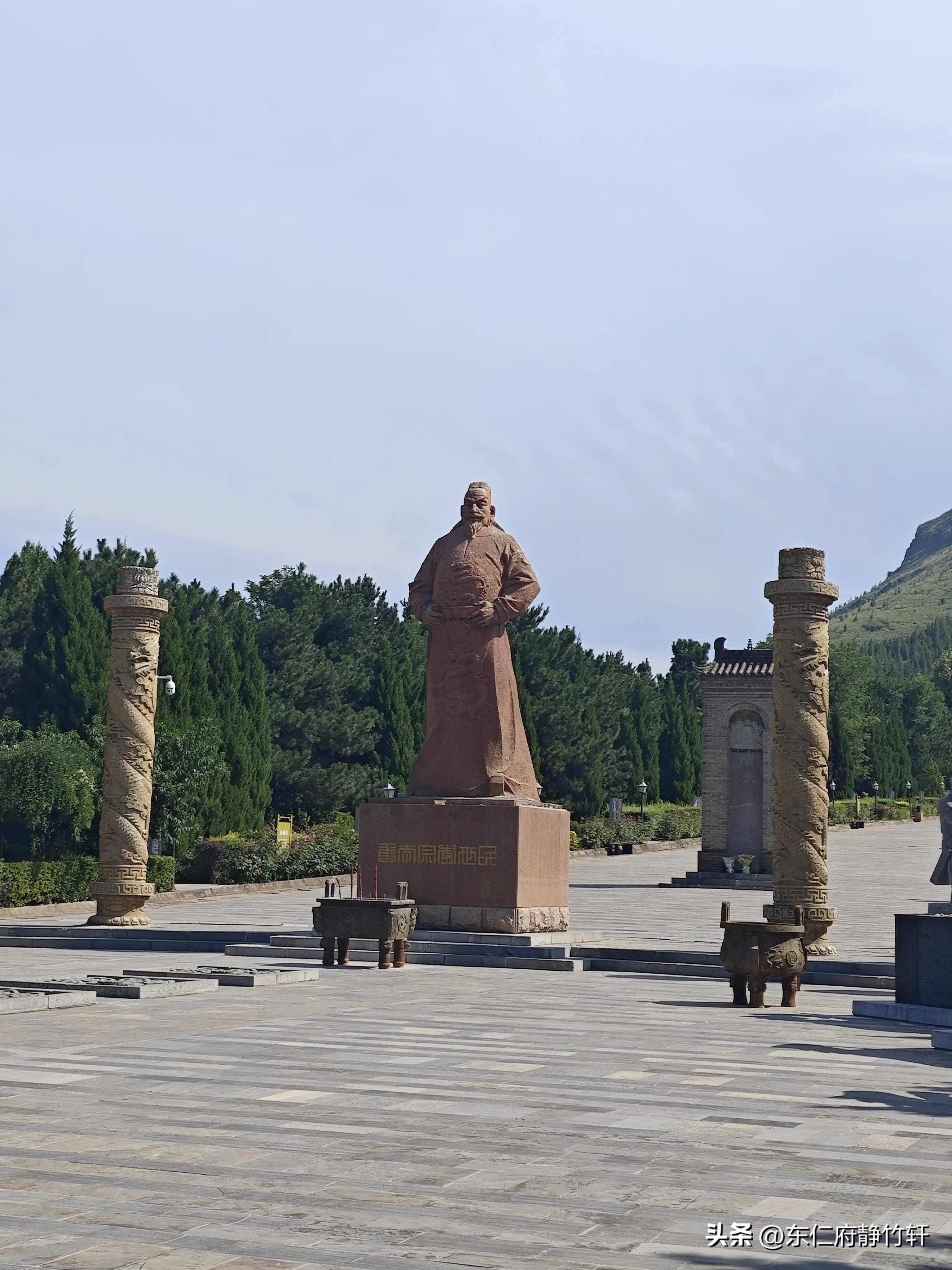 甲辰仲夏瞻仰陕西省咸阳市礼泉县烟霞镇大唐昭陵 文/李景宁